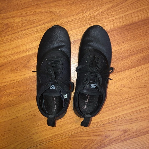 Brand new NIKE black running shoes - Picture 6 of 6